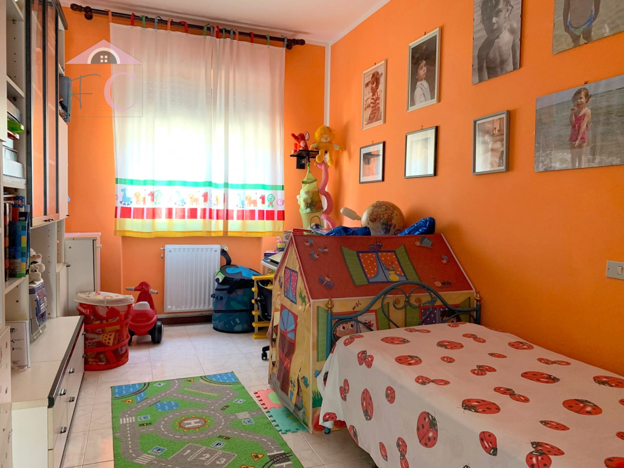 appartamento in ottimo stato con tre camere e doppi servizi 1.png